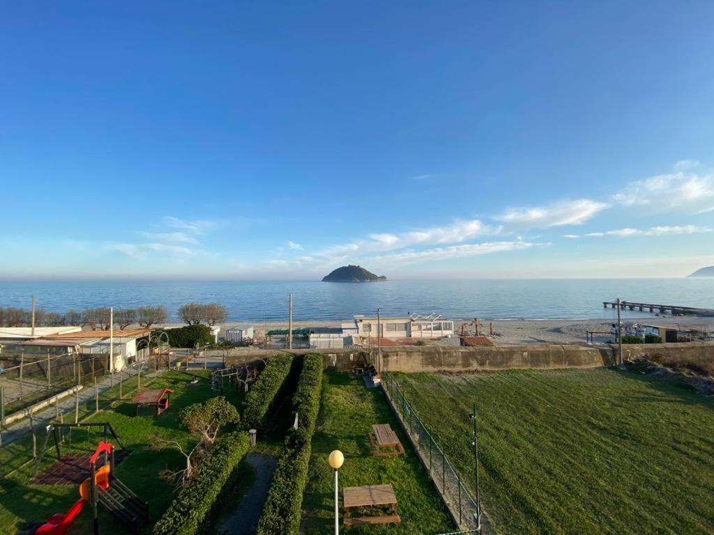 Residence Riviera Albenga Ngoại thất bức ảnh