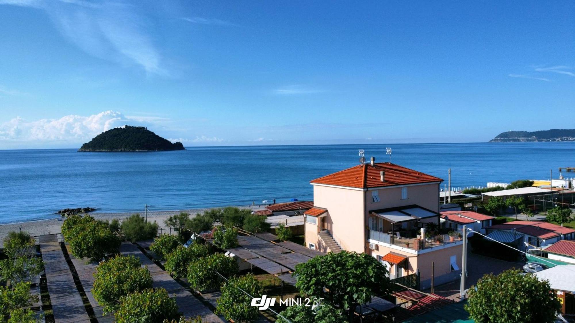Residence Riviera Albenga Ngoại thất bức ảnh