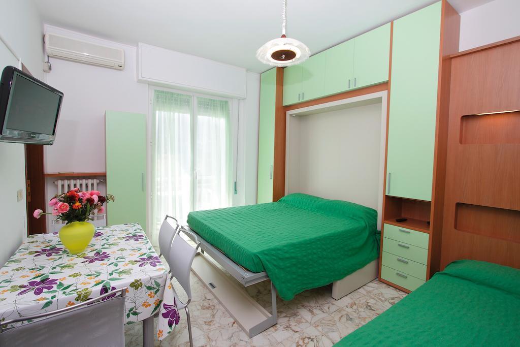 Residence Riviera Albenga Phòng bức ảnh